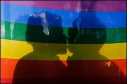 Милиция устроила облавы на гей-вечеринках