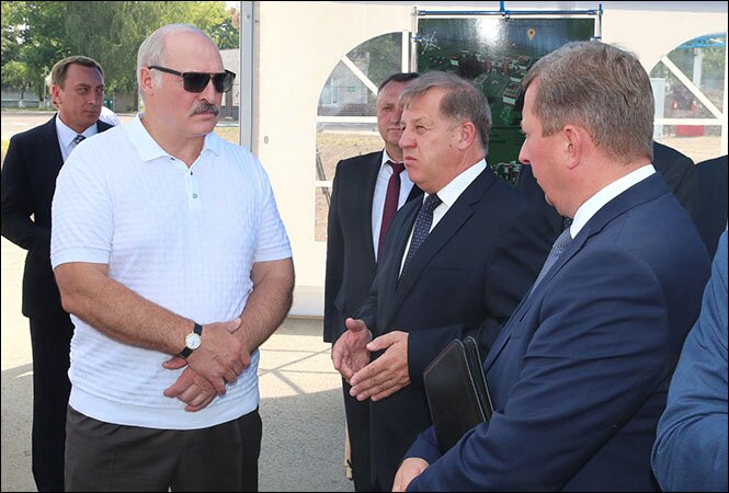Лукашенко: лопату в зубы и иди работать