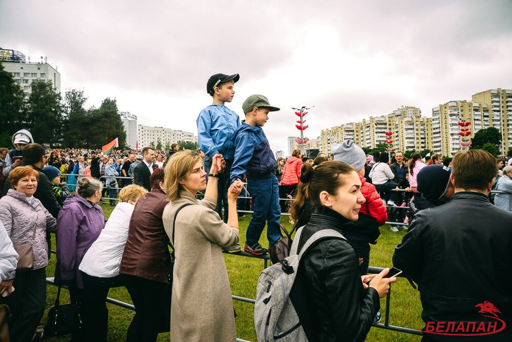 В Минске прошел парад по случаю Дня Независимости
