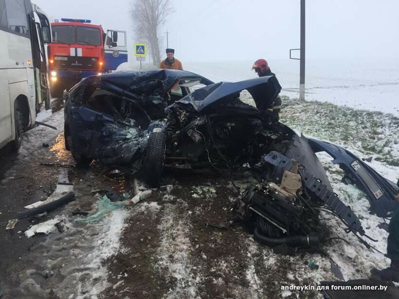В жутком ДТП в Минском районе погибла водитель «Форда»