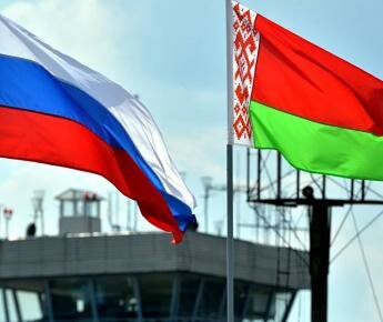 Минск рискует потерять финансовую поддержку Москвы. А заменить нечем