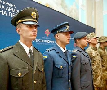 Новую форму для армии Украины шьют из белорусской ткани