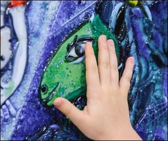 Картины Марка Шагала теперь можно смотреть руками