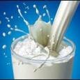 Цены на молоко: в Беларуси — растут, на экспортных рынках — падают