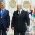 Лукашенко тепло встретился с «хромой уткой» Николичем