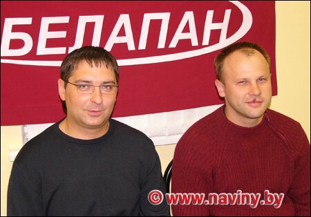 Сергей Шкель (слева) и Владимир Мотуз в редакции "Белорусских новостей"