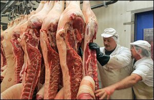 Белорусы пытались ввести в Россию непроверенное мясо