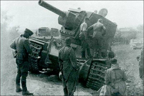 Tank_KV-2
