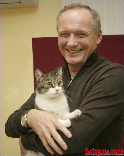 Владимир Некляев и кот Барсик подписали меморандум
