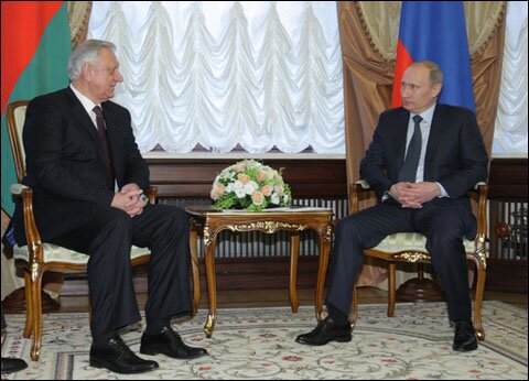 Встреча Мясниковича и Путина. Фото РИА Новости