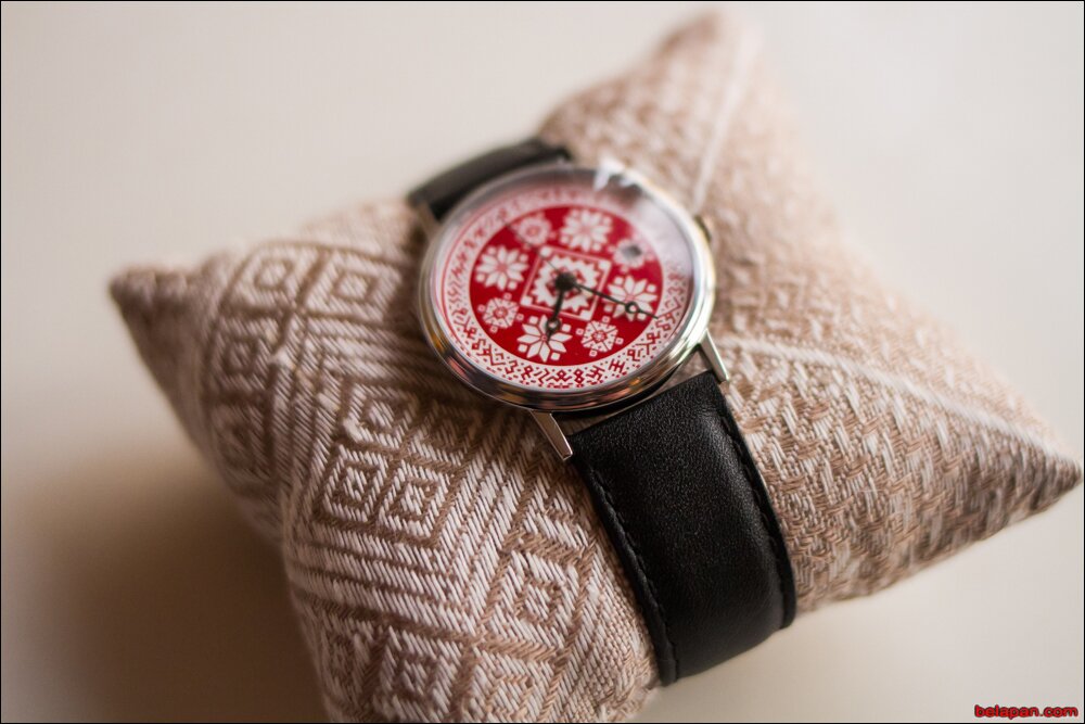 Белорусские наручные часы. Часы с белорусским орнаментом. Часы славянские наручные. Наручные часы со славянской символикой. Часы наручные в старославянском стиле.