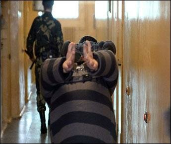 В МВД отрицают, что спецназ тренируется на заключенных