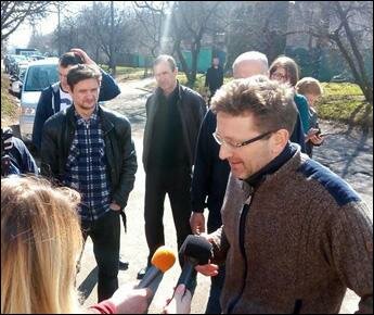 Вышли на свободу после 10 суток за решеткой Алесь Логвинец и Анатолий Шумченко