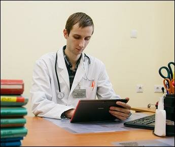Полполиклиники в планшете. Мобильные технологии помогают врачам и пациентам