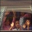 В Маниле директор приюта захватил автобус с детьми