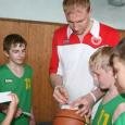 Егор Мещеряков провел в Минске мастер-класс для юных баскетболистов