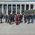 В Минске продолжаются задержания. Репортаж с Октябрьской площади